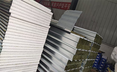 达日彩钢夹芯板